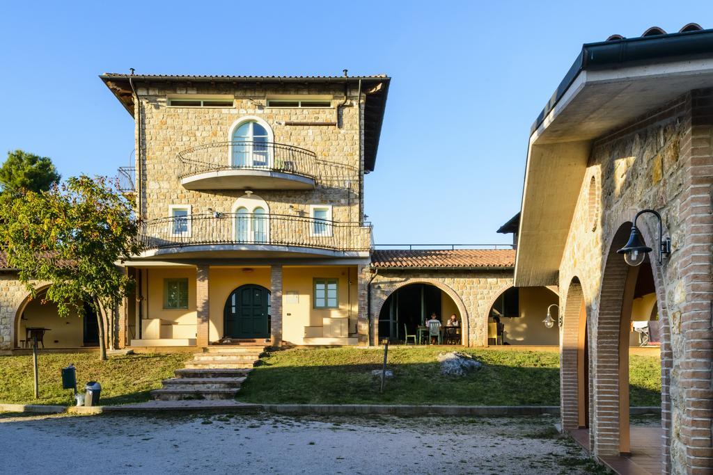 Pian Dei Mucini Resort Le Ville Massa Marittima Exterior foto